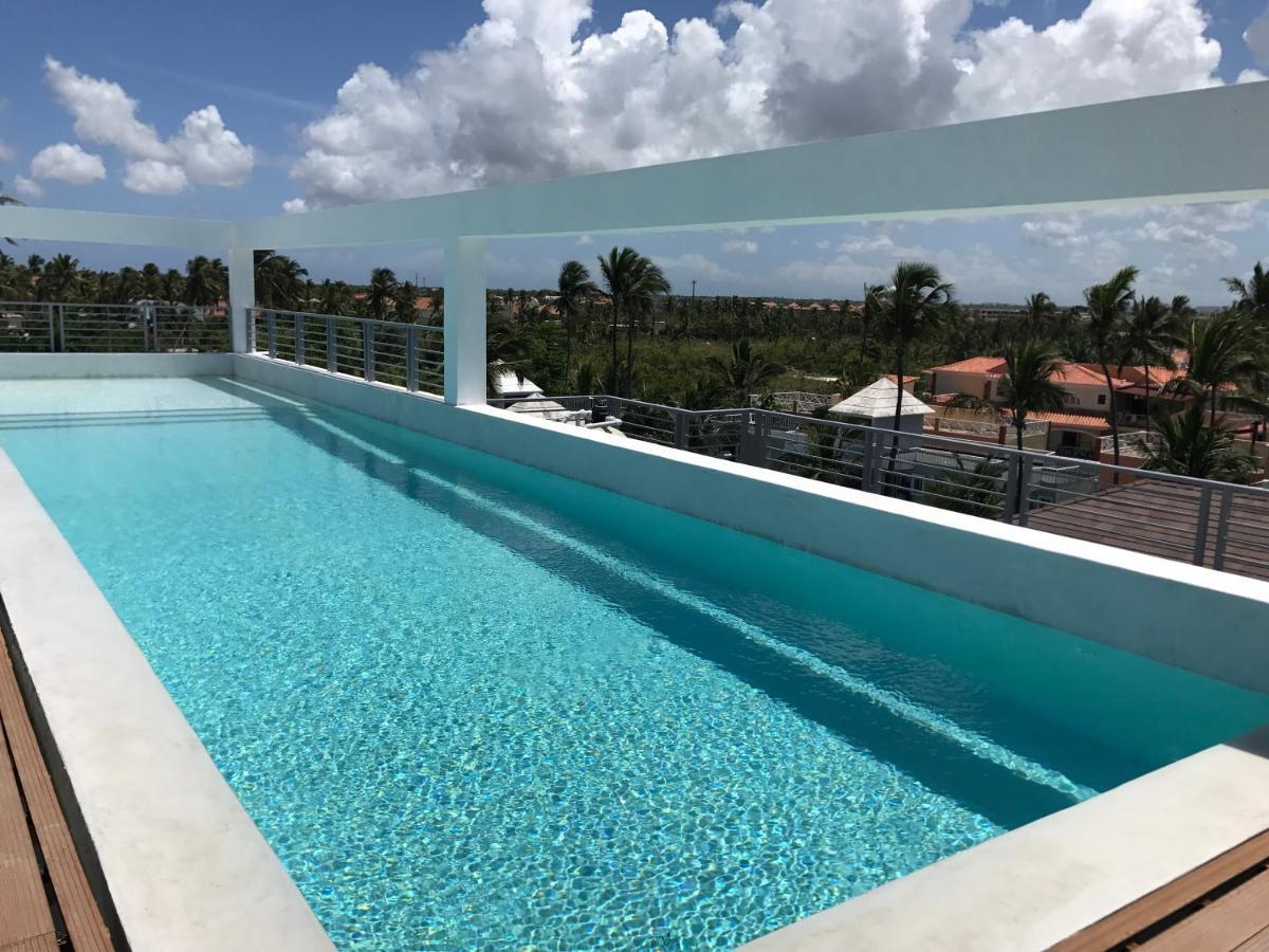 Ducassi Suites Rooftop Pool - Beach Club And Spa Punta Cana Exterior photo