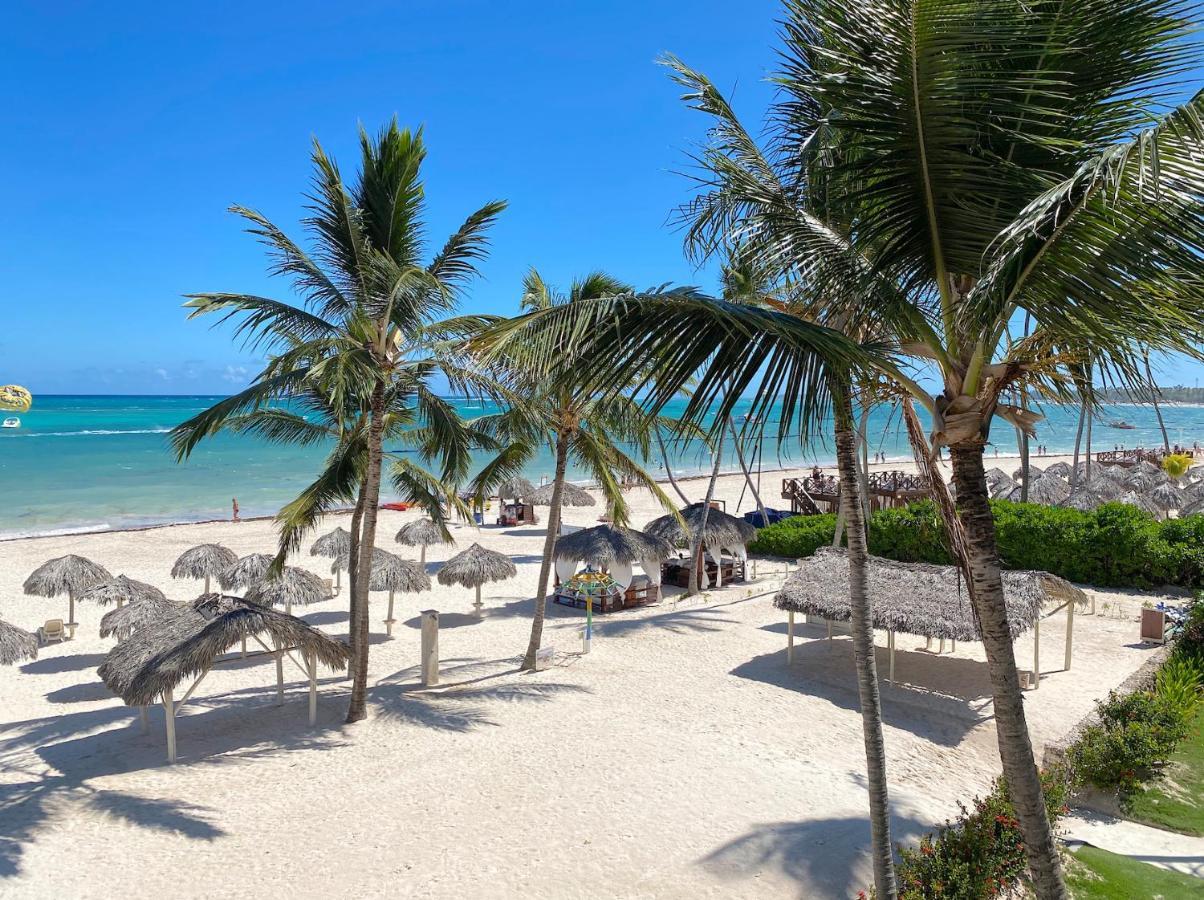 Ducassi Suites Rooftop Pool - Beach Club And Spa Punta Cana Exterior photo